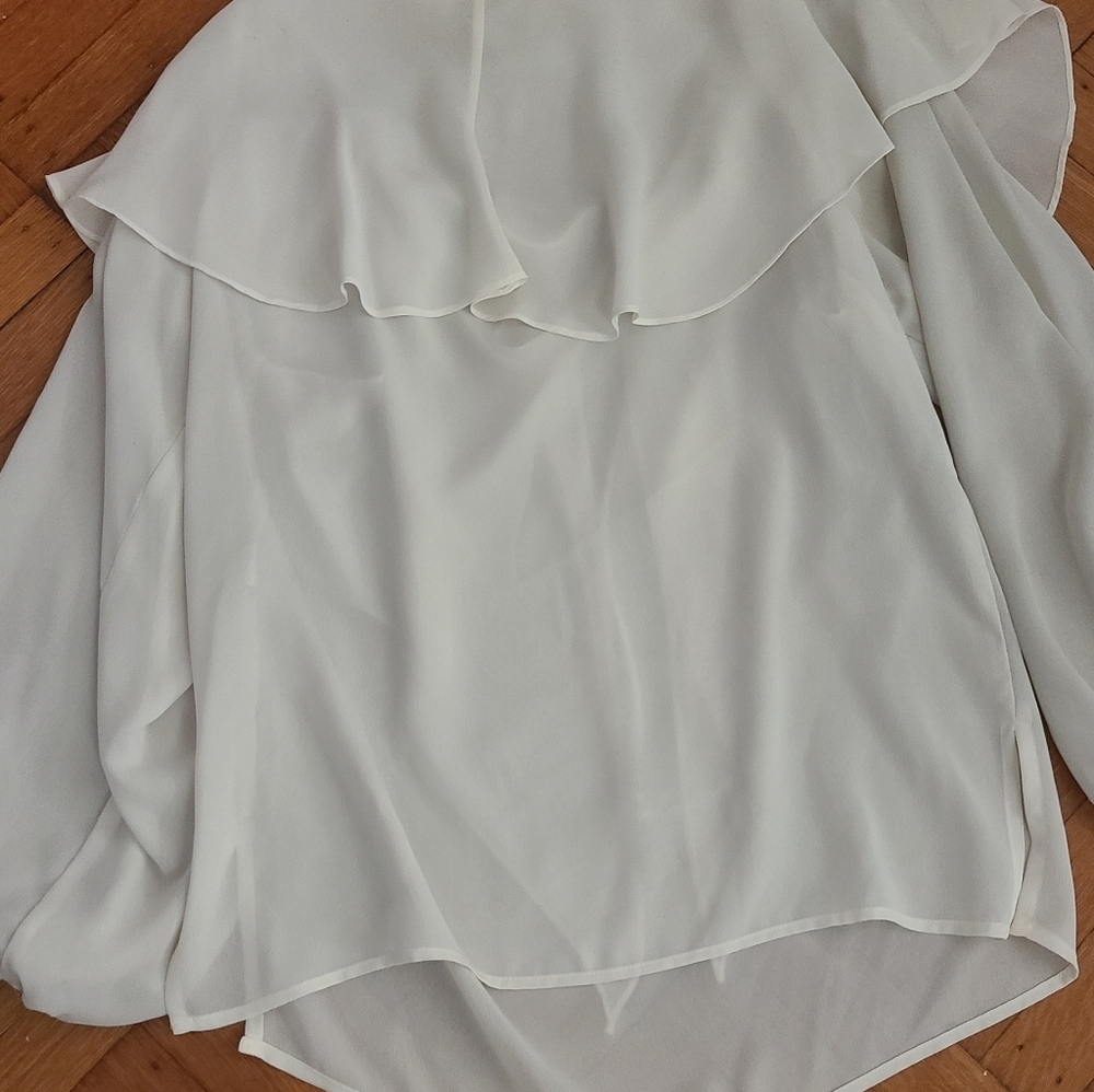Exquisite Blouse Size Small hp๐ฅ๐ฅ๐ฅ๐ฅ - Picture 6 of 16